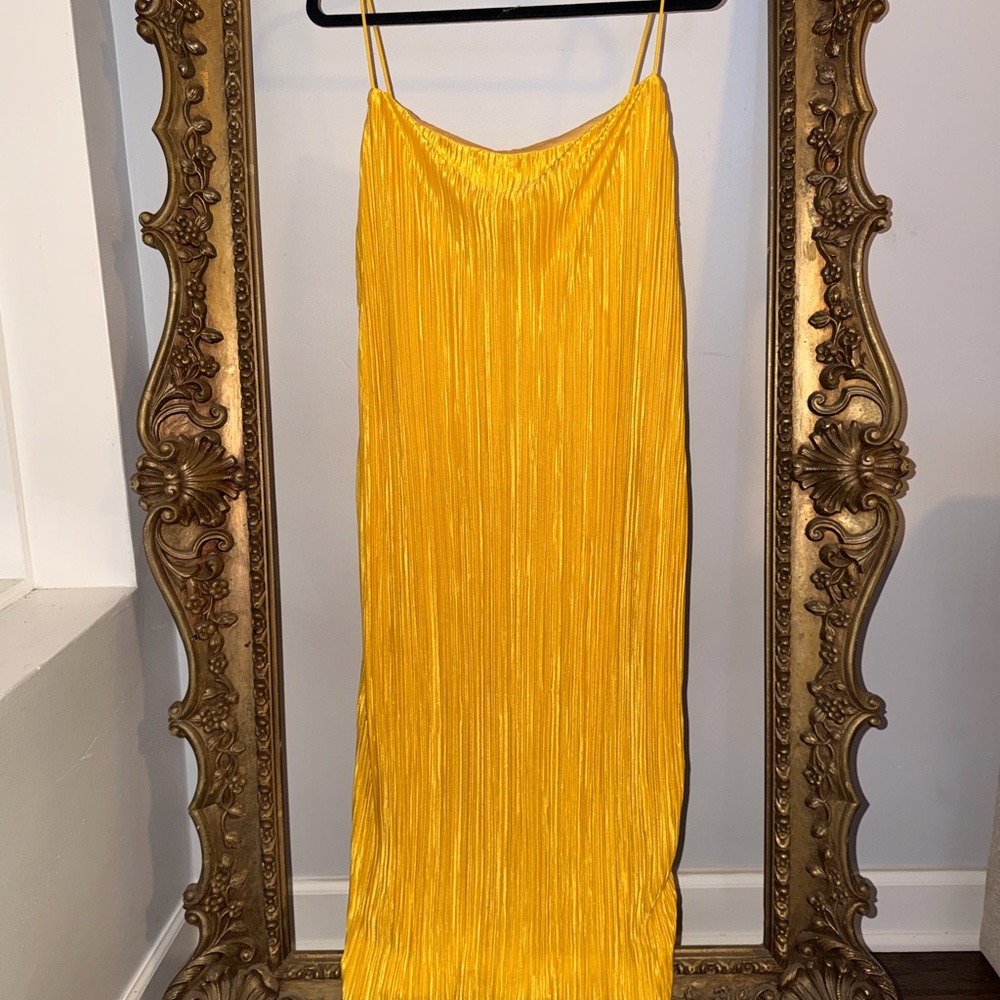 Yellow Pleated Dress SIZE 1XL